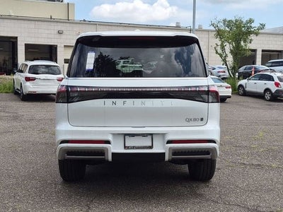 2027 INFINITI QX80 PURE