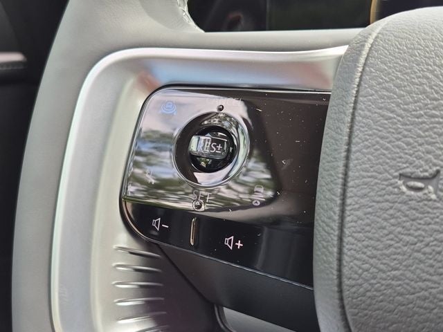 2027 INFINITI QX80 LUXE