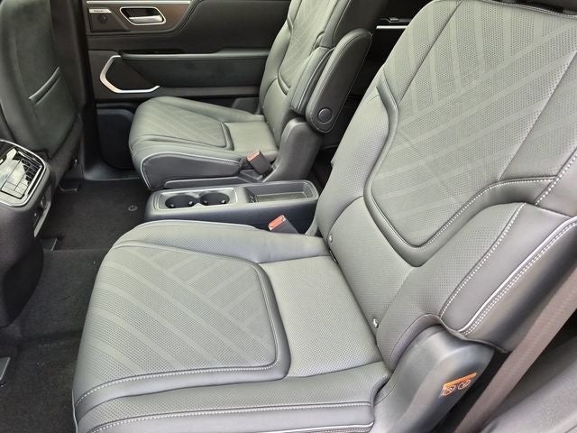 2027 INFINITI QX80 LUXE