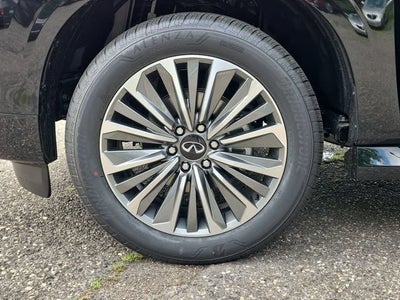 2027 INFINITI QX80 LUXE