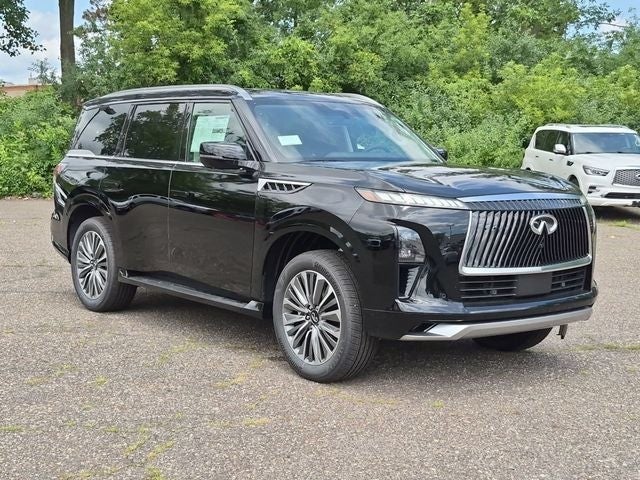 2027 INFINITI QX80 LUXE