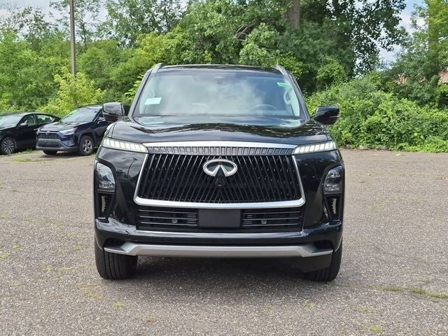 2027 INFINITI QX80 LUXE
