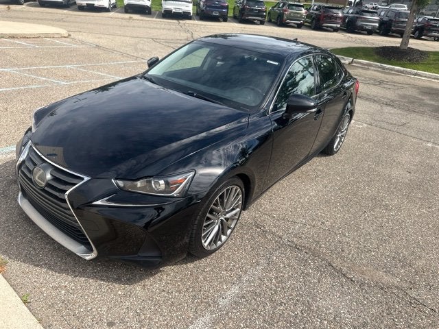 2018 Lexus IS 300