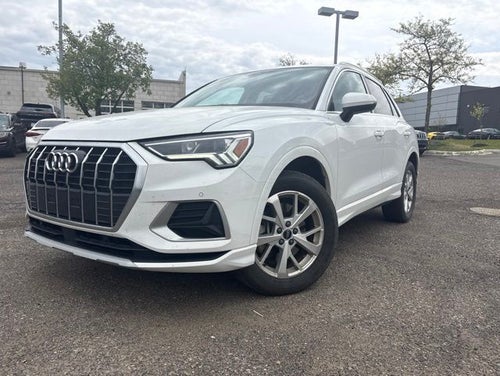 2023 Audi Q3 Premium quattro