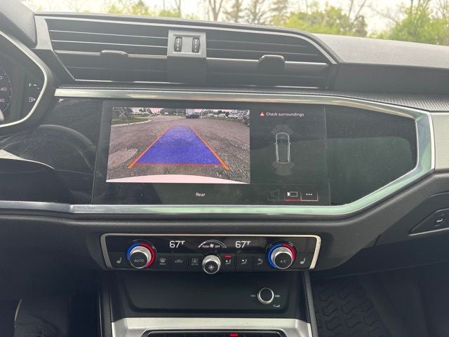 2023 Audi Q3 Premium quattro
