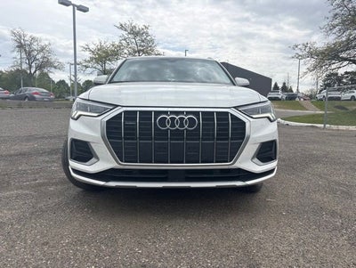2023 Audi Q3 Premium quattro