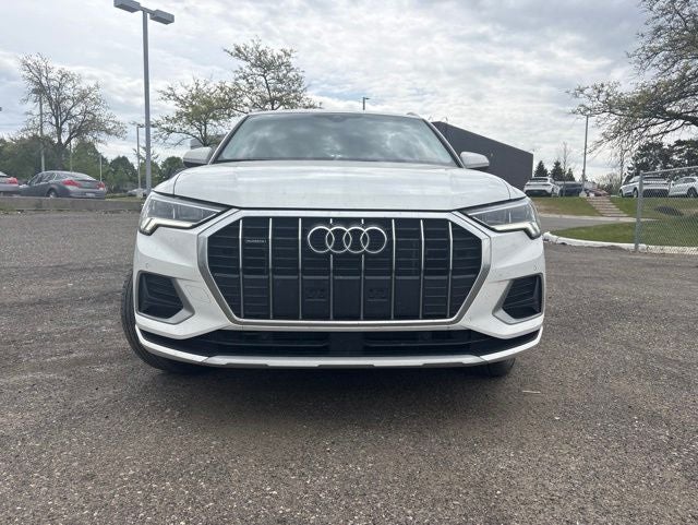 2023 Audi Q3 Premium quattro