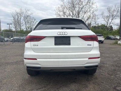 2023 Audi Q3 Premium quattro