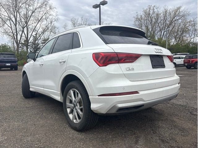 2023 Audi Q3 Premium quattro