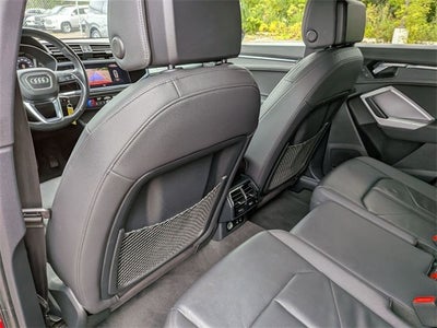 2021 Audi Q3 Premium quattro