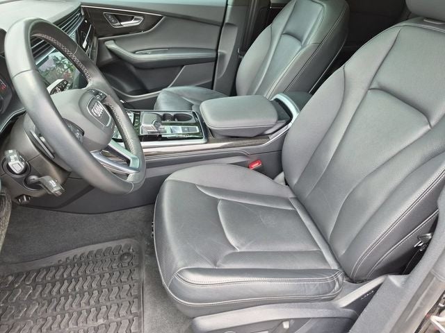 2022 Audi Q8 55 Premium Plus quattro