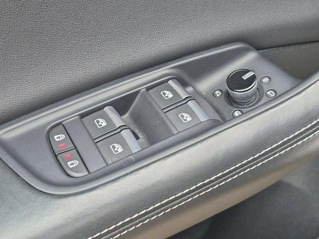 2022 Audi Q8 55 Premium Plus quattro