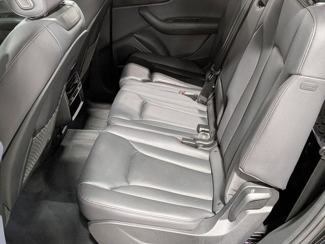2023 Audi Q7 55 Prestige quattro
