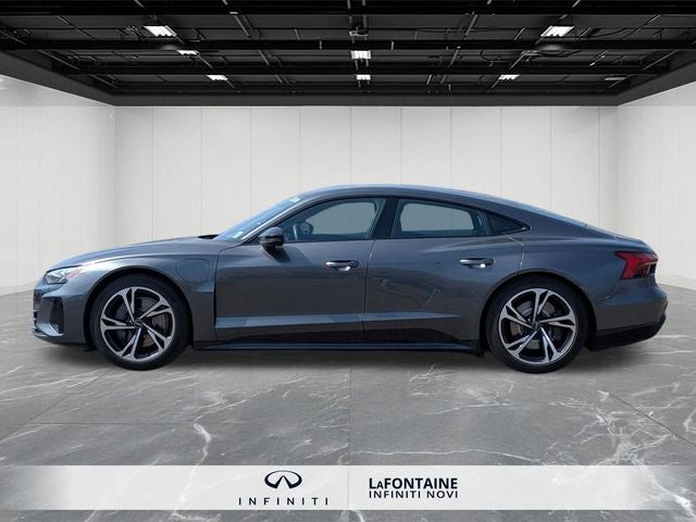 2022 Audi e-tron GT Premium Plus quattro