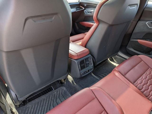 2022 Audi e-tron GT Premium Plus quattro