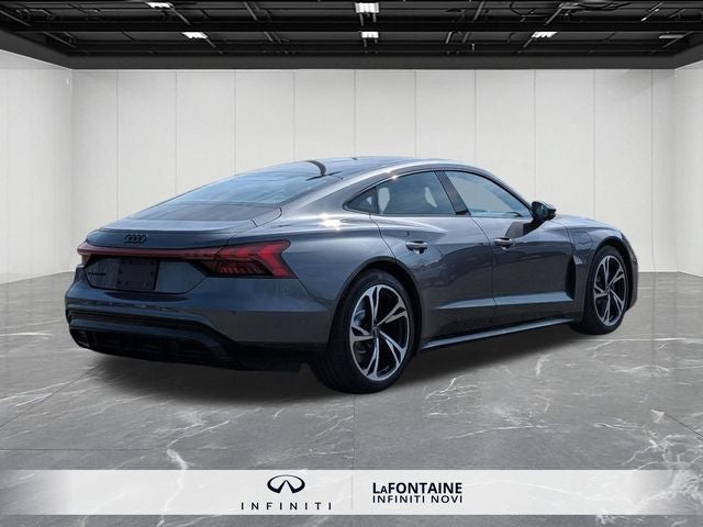 2022 Audi e-tron GT Premium Plus quattro