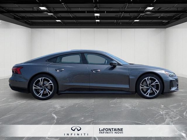 2022 Audi e-tron GT Premium Plus quattro