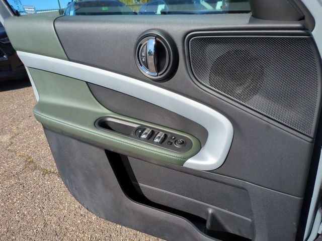 2023 MINI Cooper S Countryman Iconic