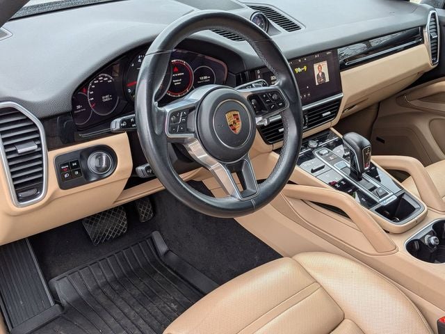 2021 Porsche Cayenne Base
