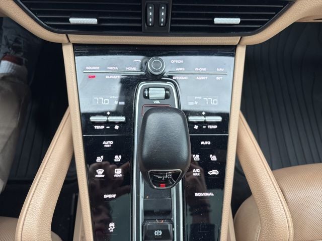 2021 Porsche Cayenne Base
