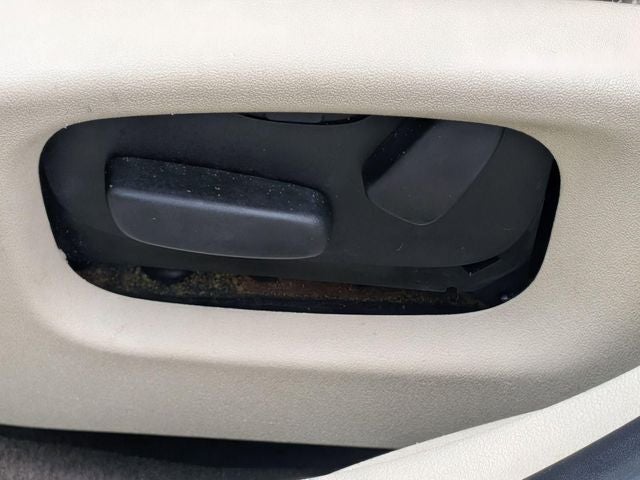 2013 Lincoln MKS Base