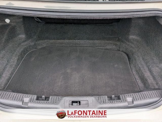 2013 Lincoln MKS Base