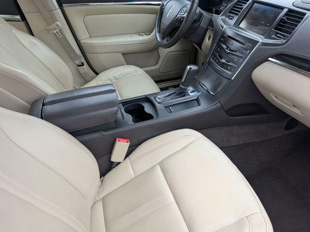 2013 Lincoln MKS Base