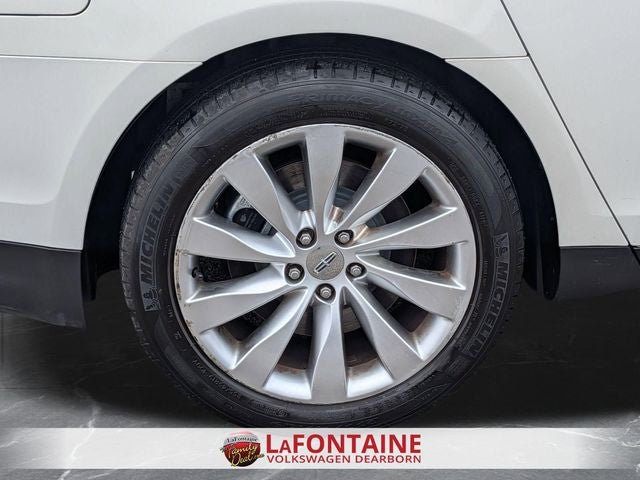 2013 Lincoln MKS Base