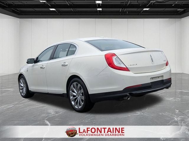 2013 Lincoln MKS Base