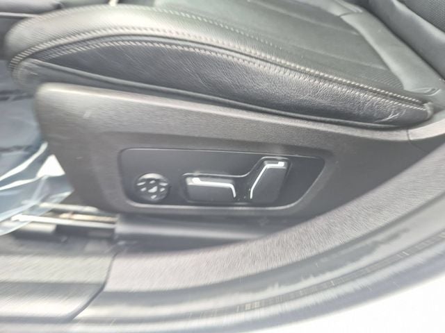 2024 BMW 3 Series 330e iPerformance