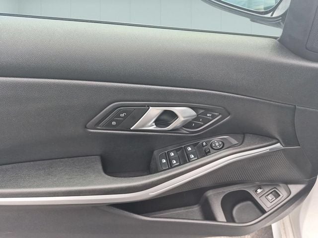2024 BMW 3 Series 330e iPerformance
