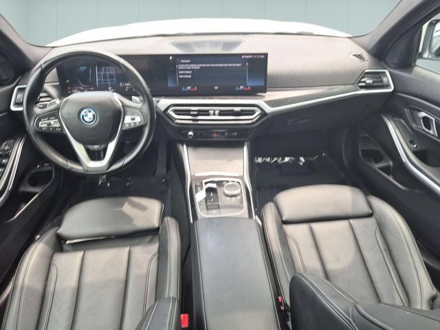 2024 BMW 3 Series 330e iPerformance