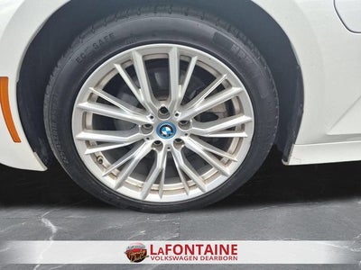 2024 BMW 3 Series 330e iPerformance