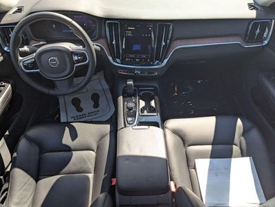 2023 Volvo S60 Recharge Plug-In Hybrid T8 Plus Dark Theme