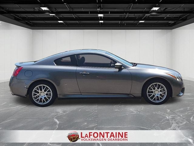 2011 INFINITI G37 X