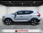 2021 Volvo XC40 Momentum