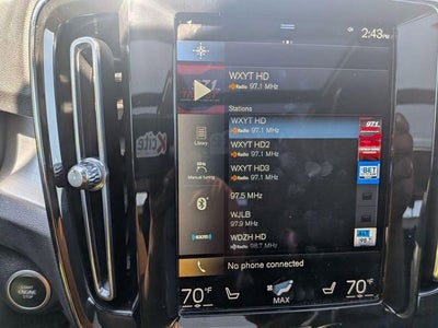 2021 Volvo XC40 Momentum