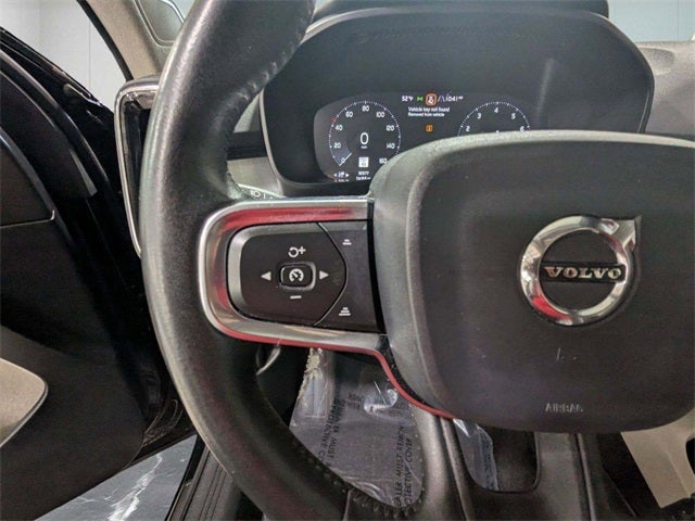 2019 Volvo XC40 Momentum