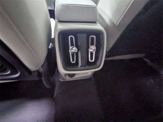 2019 Volvo XC40 Momentum