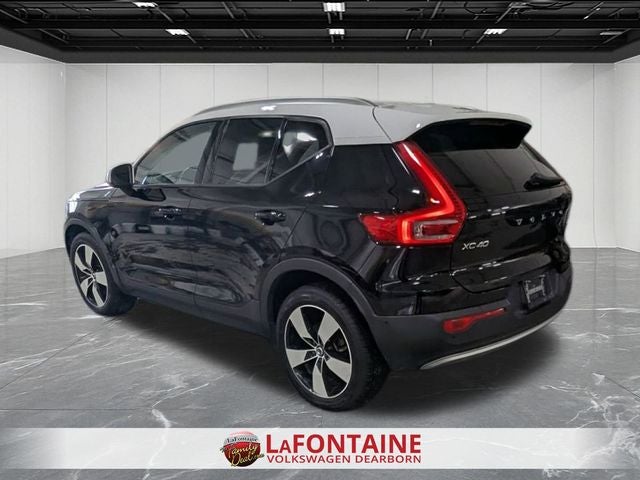 2019 Volvo XC40 Momentum