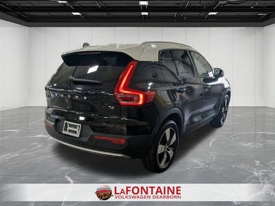 2019 Volvo XC40 Momentum
