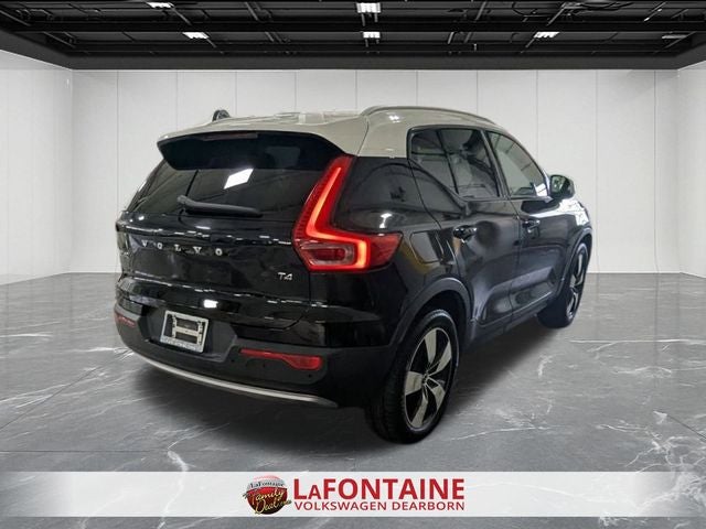 2019 Volvo XC40 Momentum