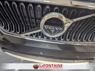 2019 Volvo XC40 Momentum