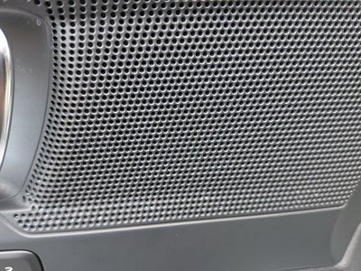2024 Volvo XC40 B5 Plus Bright Theme