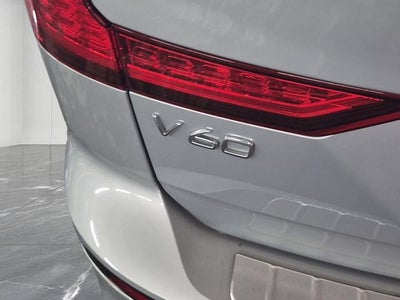 2025 Volvo V60 Cross Country B5 Plus