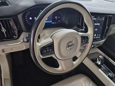 2025 Volvo V60 Cross Country B5 Plus