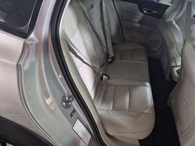 2025 Volvo V60 Cross Country B5 Plus