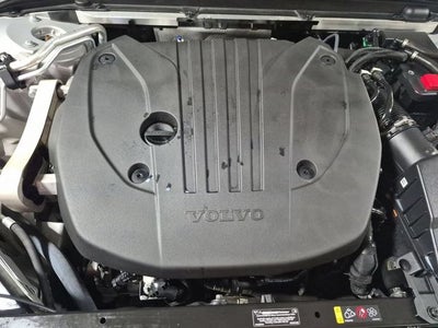 2025 Volvo V60 Cross Country B5 Plus