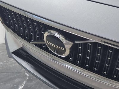 2025 Volvo V60 Cross Country B5 Plus