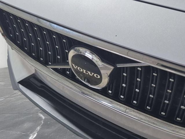 2025 Volvo V60 Cross Country B5 Plus